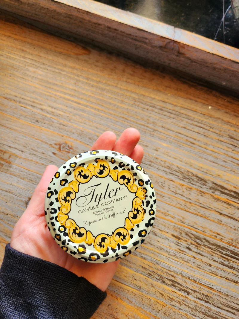 DIVA Tyler Candle