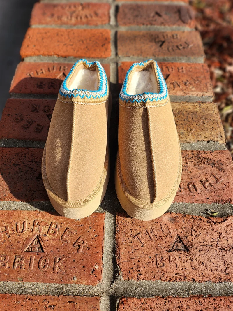 Tazmin Mules (Chestnut)