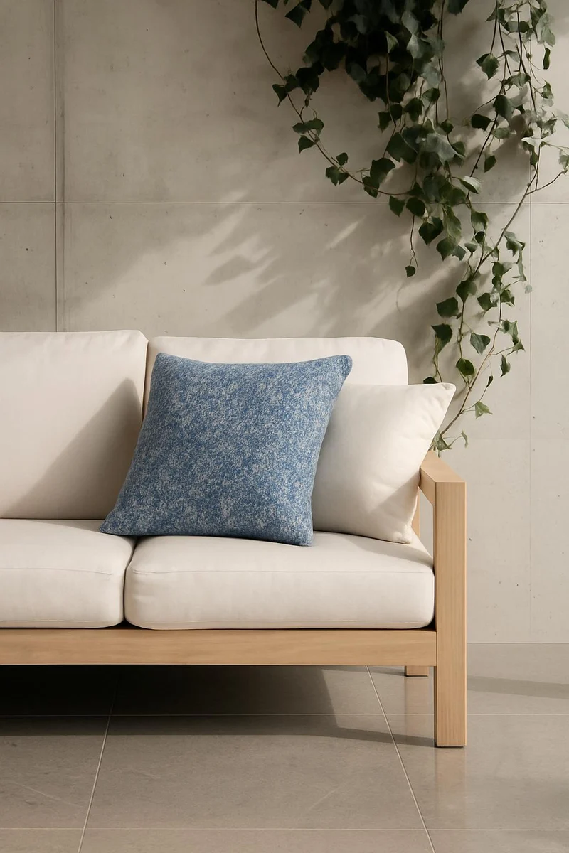 Outdoor / Indoor Cushion "Donata" - Blue