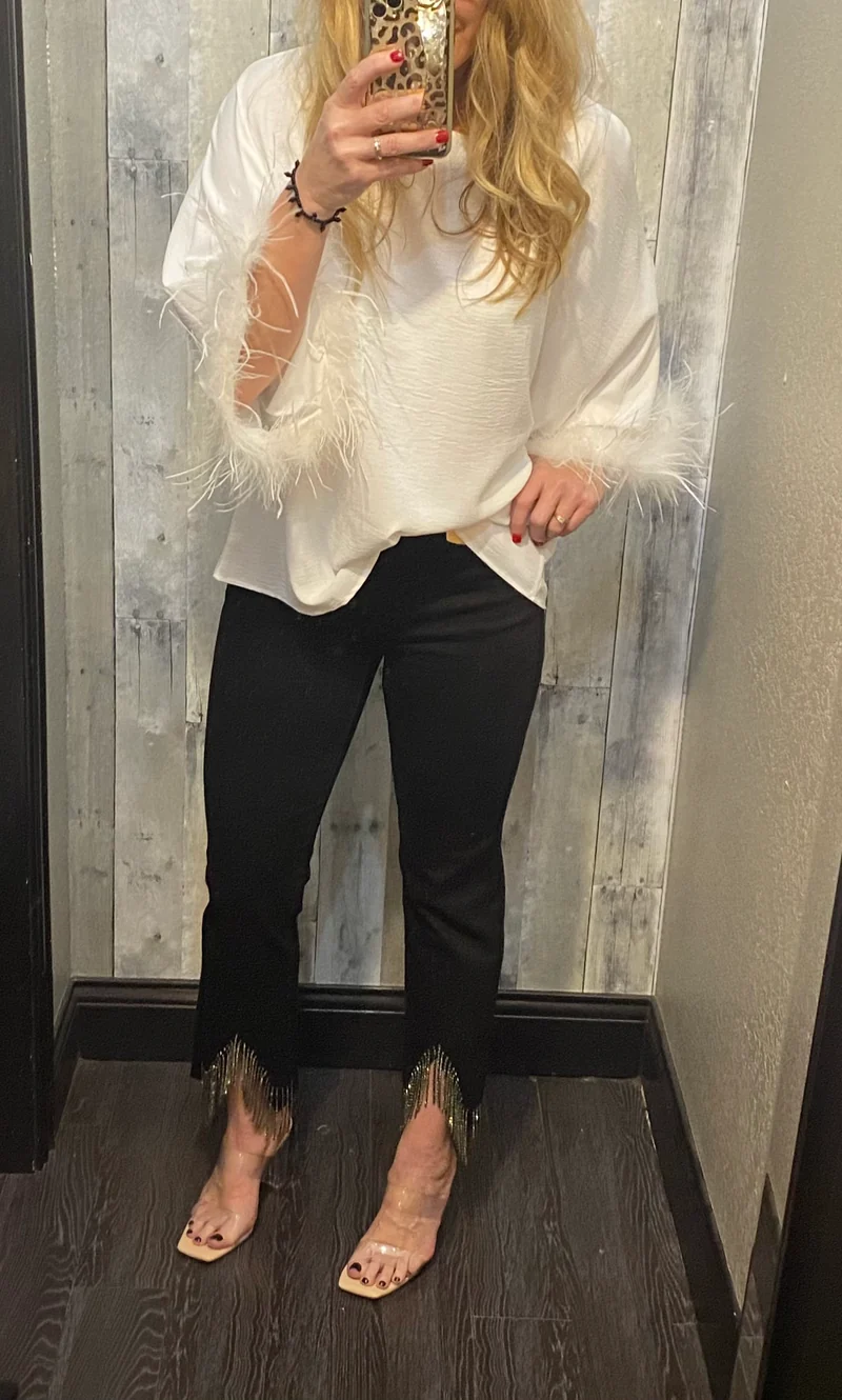 Risen Cropped Jeans w/Rhinestones (Black)