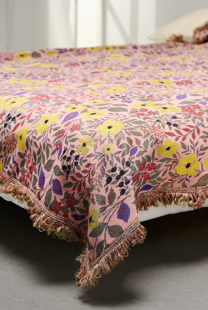 Carmelina Blanket or Bedspread - Pink Bloom