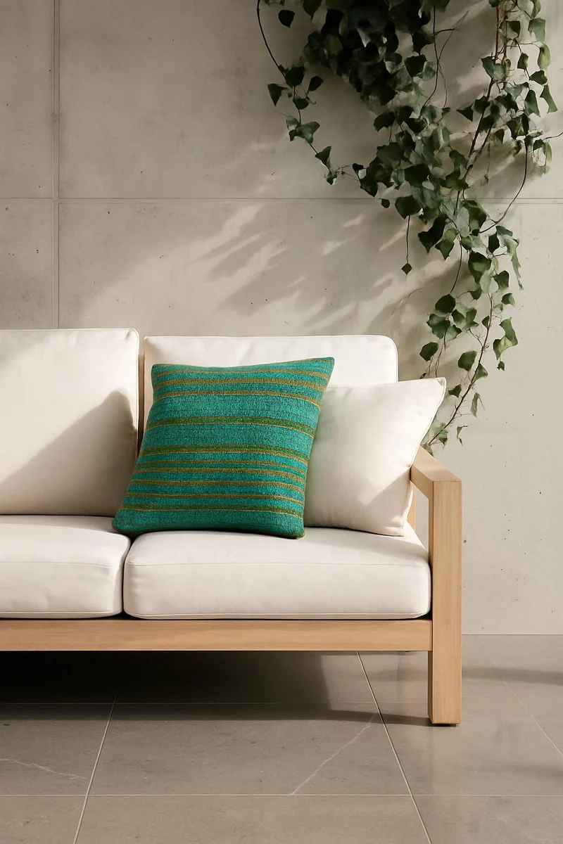 Outdoor / Indoor Cushion "Mara" - Green