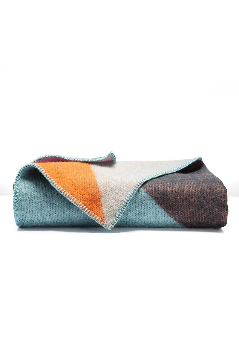 Wool Blanket "Hanae" by Sophie Probst & Michele Rondelli