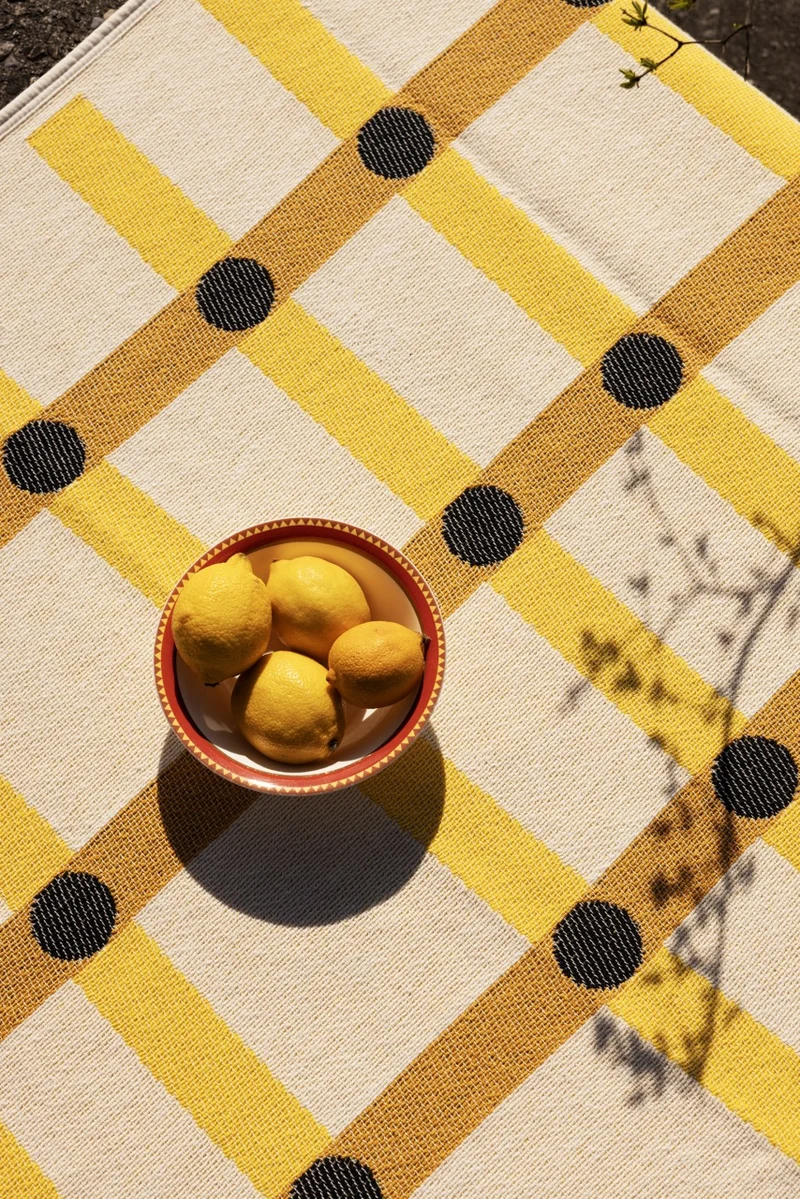 Cotton Beach Towel / Mini Blanket “Shake your move” by Federico Angi