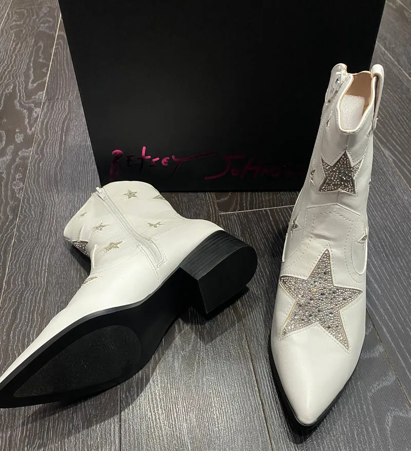 Edison White by Betsey Johnson