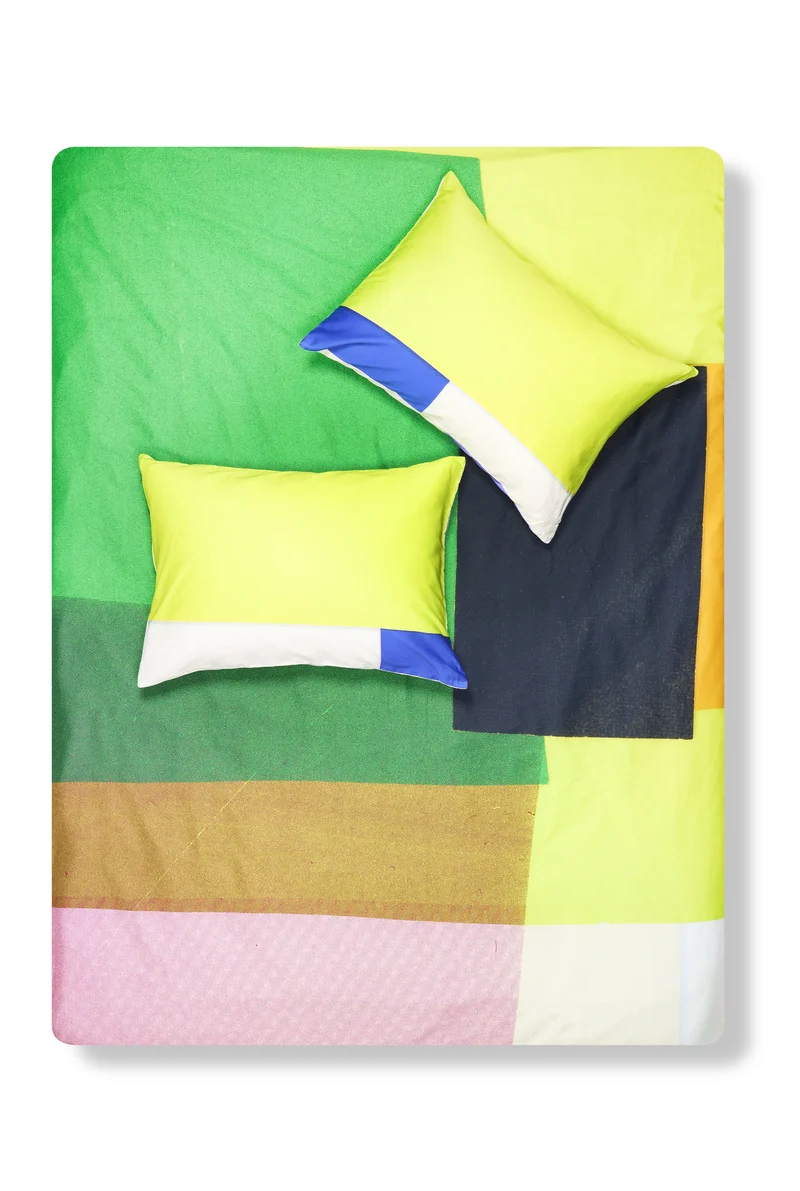 Artist Bedding "Teint Tint Tinta 04" by Claudia Caviezel