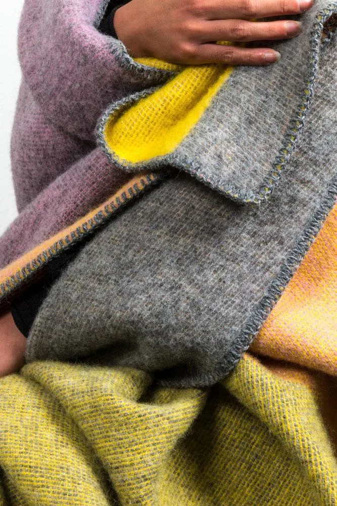 Wool Blanket "Konstructiv" by Michele Rondelli
