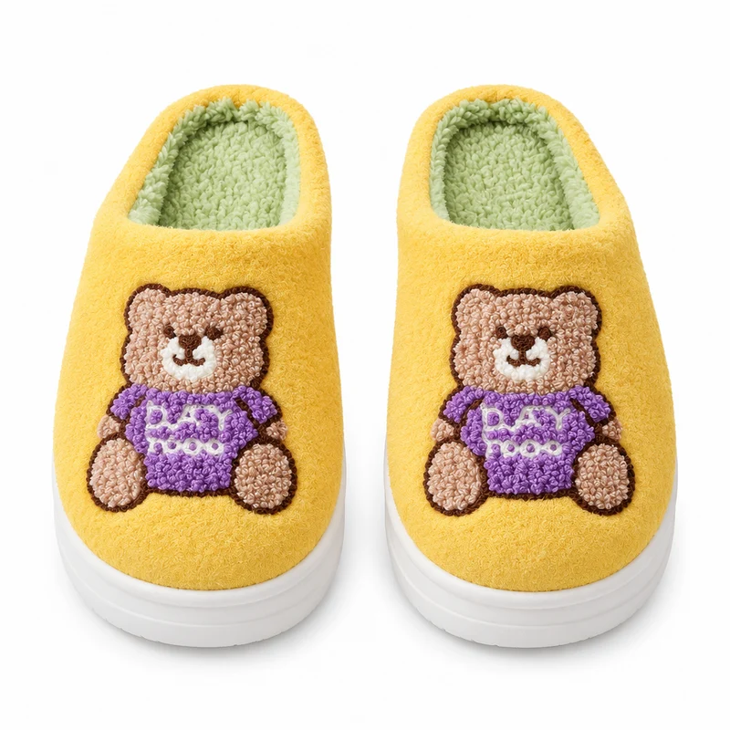 Genießen Sie höchsten Komfort mit den Wollpantoffeln mit Cartoon-Bärenmotiv für Damen