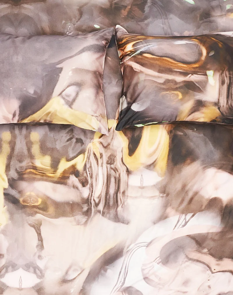 Artist Bedding Collection "Glassify" by Michele Rondelli
