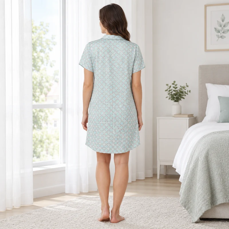 Damen Satin-Nachthemd mit Knopfleiste