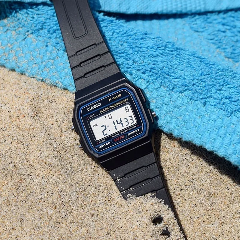 Casio F91W Retro-Wasserdichte Uhr - Modische, schlichte, kleine, quadratische elektronische Uhr mit LCD-Display