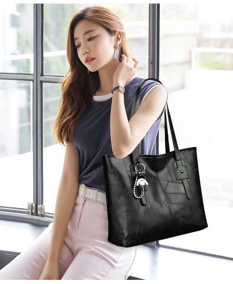 Trendige, geräumige Tragetasche für Damen – horizontale, quadratische Handtasche mit Reißverschluss, die über der Schulter getragen werden kann.