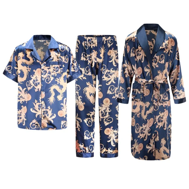 Herren-Pyjama-Set aus Satin: Langarmhemd und Hose aus Eisseide, Bademantel mit Tasche