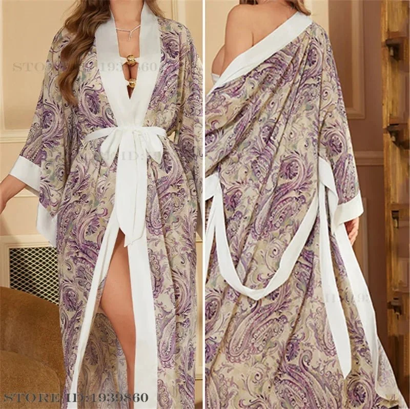 Satin-Bademantel in Übergröße, Kimono-Bademantel mit Blumenmuster