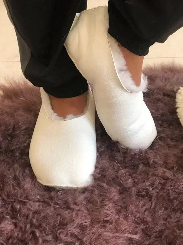 Hausschuhe aus Lammfell – Barfußschuhe aus echtem Leder für Damen und Herren