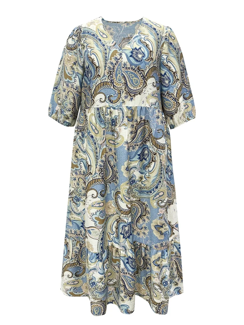 Entdecken Sie Komfort und Stil mit unserem Plus-Size-Paisleykleid mit V-Ausschnitt