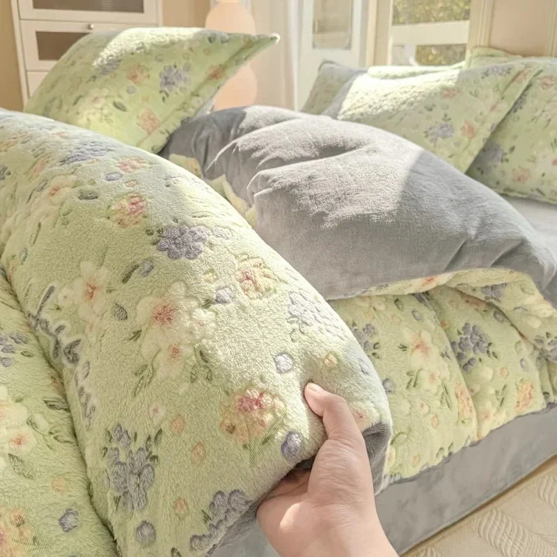 Herbst- und Winter-Schneeflocken-Bettbezug aus Samt – Dicker Flanell-Bettbezug mit Cartoon-Print für weiche, kuschelige und warme Plüschbettwäsche